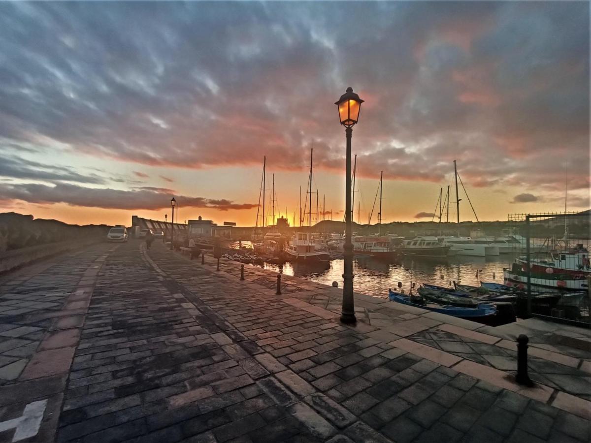 Sunny-Harbour Leilighet Arona  Eksteriør bilde