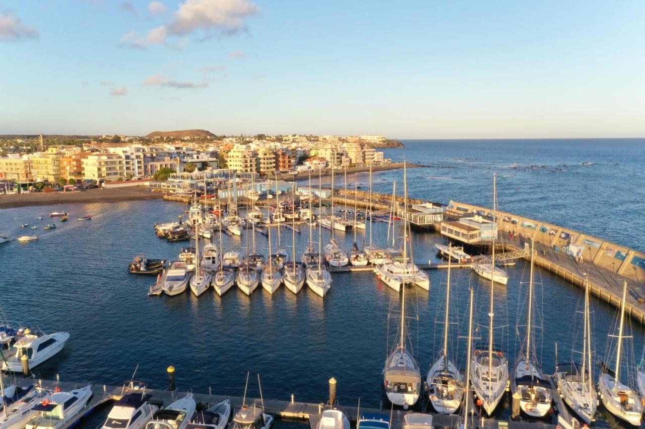 Sunny-Harbour Leilighet Arona  Eksteriør bilde